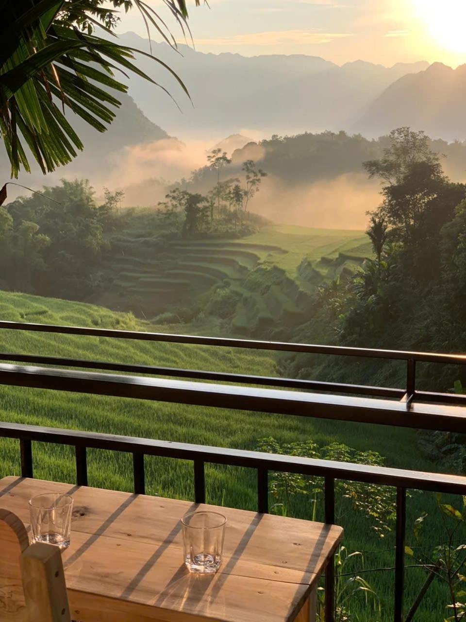 Bed and Breakfast Puluong Aroma Huong Ba Thuoc Esterno foto