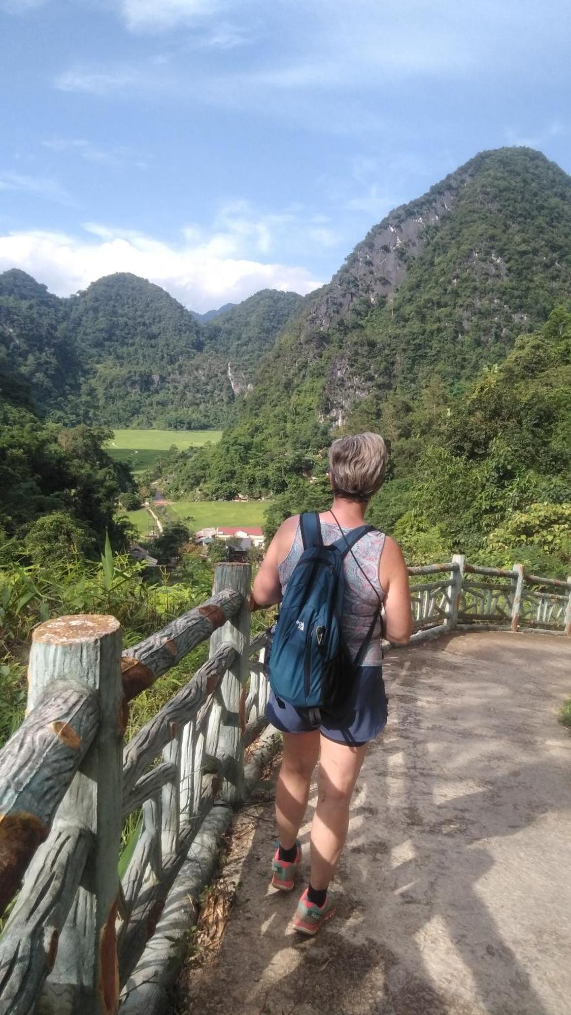 Bed and Breakfast Puluong Aroma Huong Ba Thuoc Esterno foto
